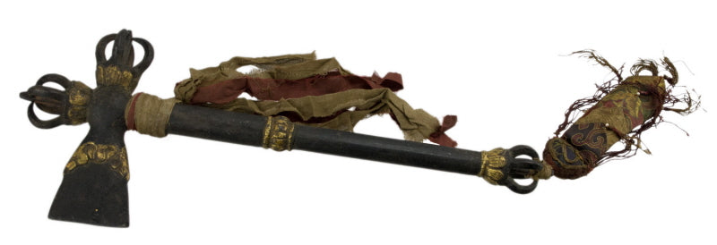 Parashu Tibétain en Fer – Hache Rituelle Bouddhiste Tantrique