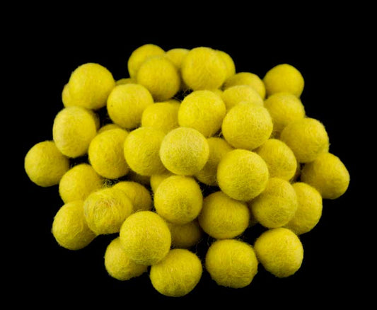 Perles En Feutrine De Laine Jaunes Du Népal 2,1 À 2,2 Cm – Lot De 50 Boules Artisanales