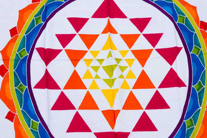 Batik Chakra Sri Yantra Fleur de Vie – Peinture Artisanale sur Coton de Bali