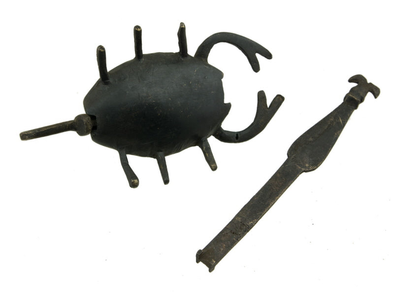 Cadenas Décoratif En Forme De Scorpion En Métal – Artisanat Traditionnel