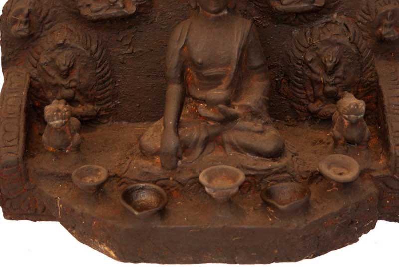 Autel bouddhiste avec statue de Bouddha 47 cm – temple tibétain pagode ancien du Népal
