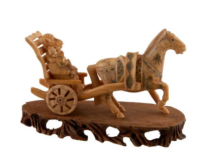 Figurine Singe Sur Chariot Tiré Par Un Cheval – Os Sculpté