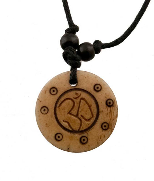 Collier Bouddhiste Pendentif Tribal Ethnique Ou Tibétain Om Hindou