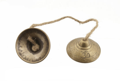 Tingsha Tibétaines Anciennes – Cymbales Bouddhistes en Laiton Ø 7,8 cm