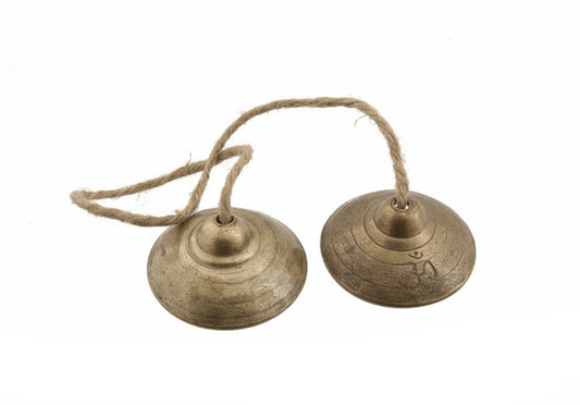 Tingsha Tibétaines Anciennes – Cymbales Bouddhistes en Laiton Ø 7,8 cm