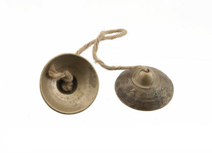 Tingsha Tibétaines Anciennes – Cymbales Bouddhistes en Laiton Ø 7,2 cm