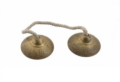 Tingsha Tibétaines Anciennes – Cymbales Bouddhistes en Laiton Ø 8 cm