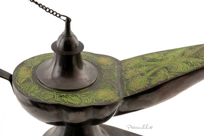 Énorme Lampe d’Aladin en Laiton 53 cm – Patine Brune et Verte – Artisanat Indien