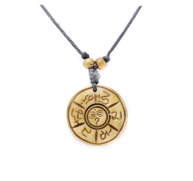 Collier Pendentif Tibétain OM AUM MANI PADME en Os de Yak