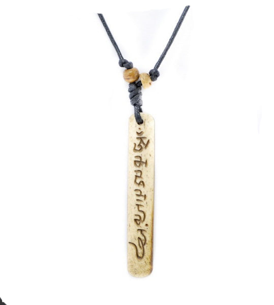 Collier Pendentif Tibétain OM AUM MANI PADME A53 en Os de Yak