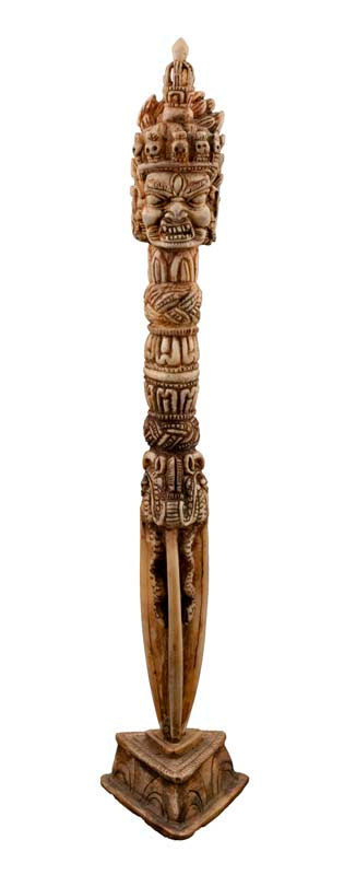 Phurba Tibétain en Os de Bovin Sculpté – Dague Rituelle Bouddhiste