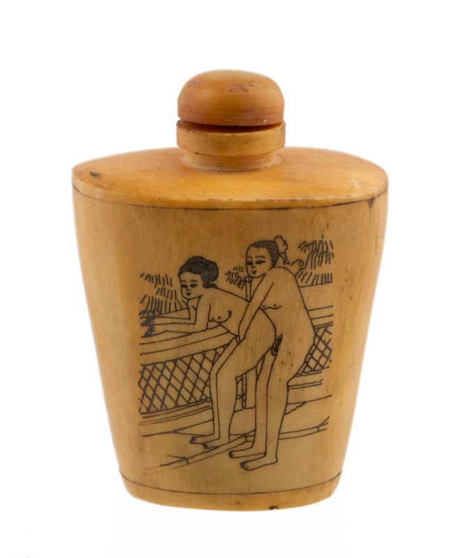 Tabatière Chinoise Kamasutra En Os de Bœuf – Flacon à Tabac à Priser Artisanal