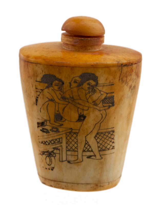 Ancienne Fiole à Parfum ou Tabatière Kamasutra – Artisanat du Népal