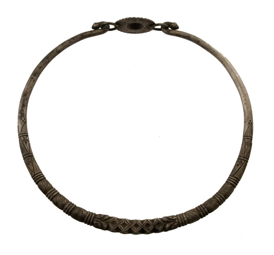 Collier Ethnique Hansuli – Ancienne Torque Tharu Du Népal