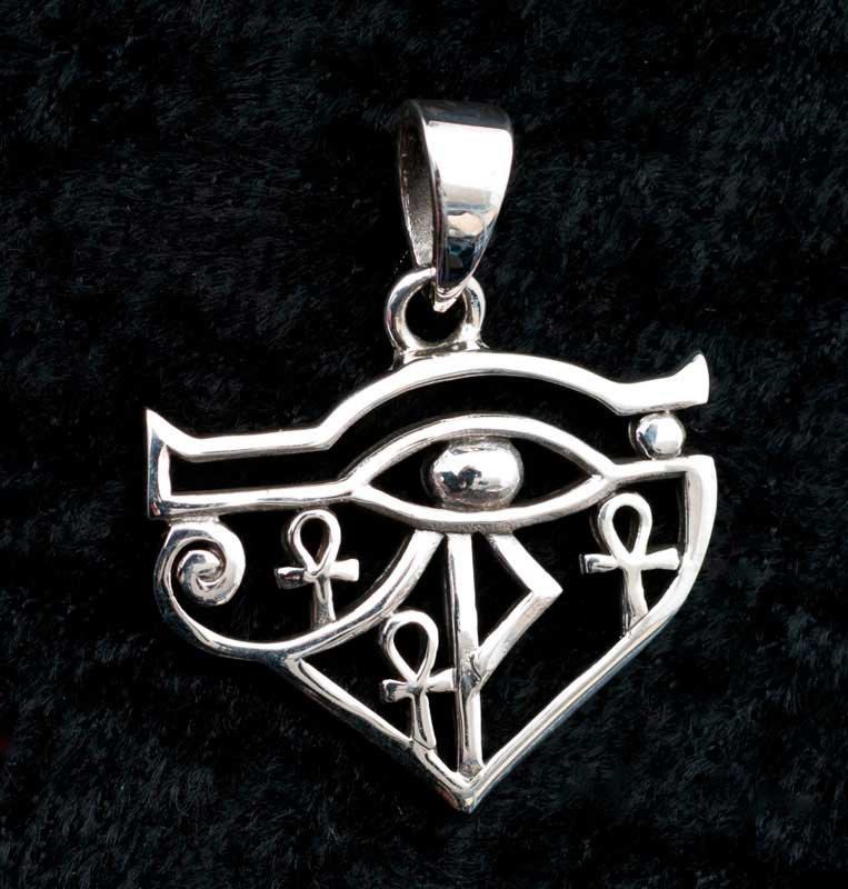 Pendentif Œil d’Horus en argent 925 – Bijou spirituel au design intemporel