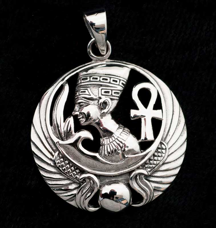 Pendentif Néfertiti en argent massif 925 – Symbole de l’Égypte ancienne
