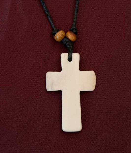 Collier Pendentif Équitable Tibétain Ethnique Tribal Croix De Jésus Christ Blanche