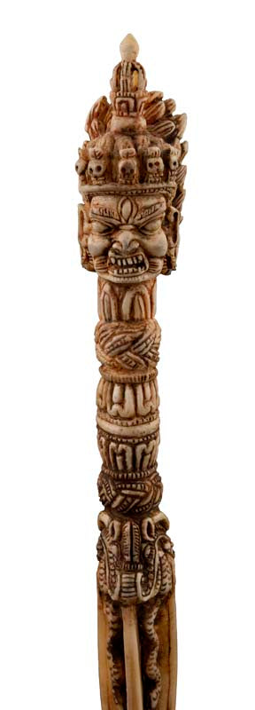 Phurba Tibétain en Os de Bovin Sculpté – Dague Rituelle Bouddhiste