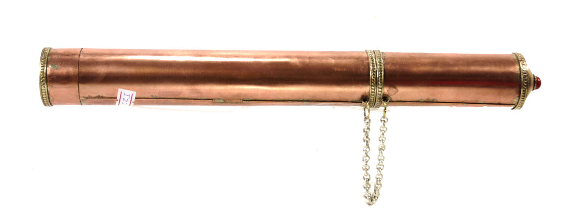 Étui à encens tibétain en cuivre et laiton – porte-manuscrit artisanal du Népal