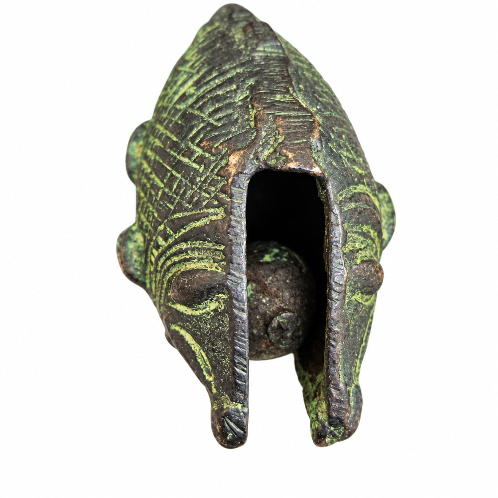 Grelot Poisson Naga en Métal – Artisanat Indien Traditionnel